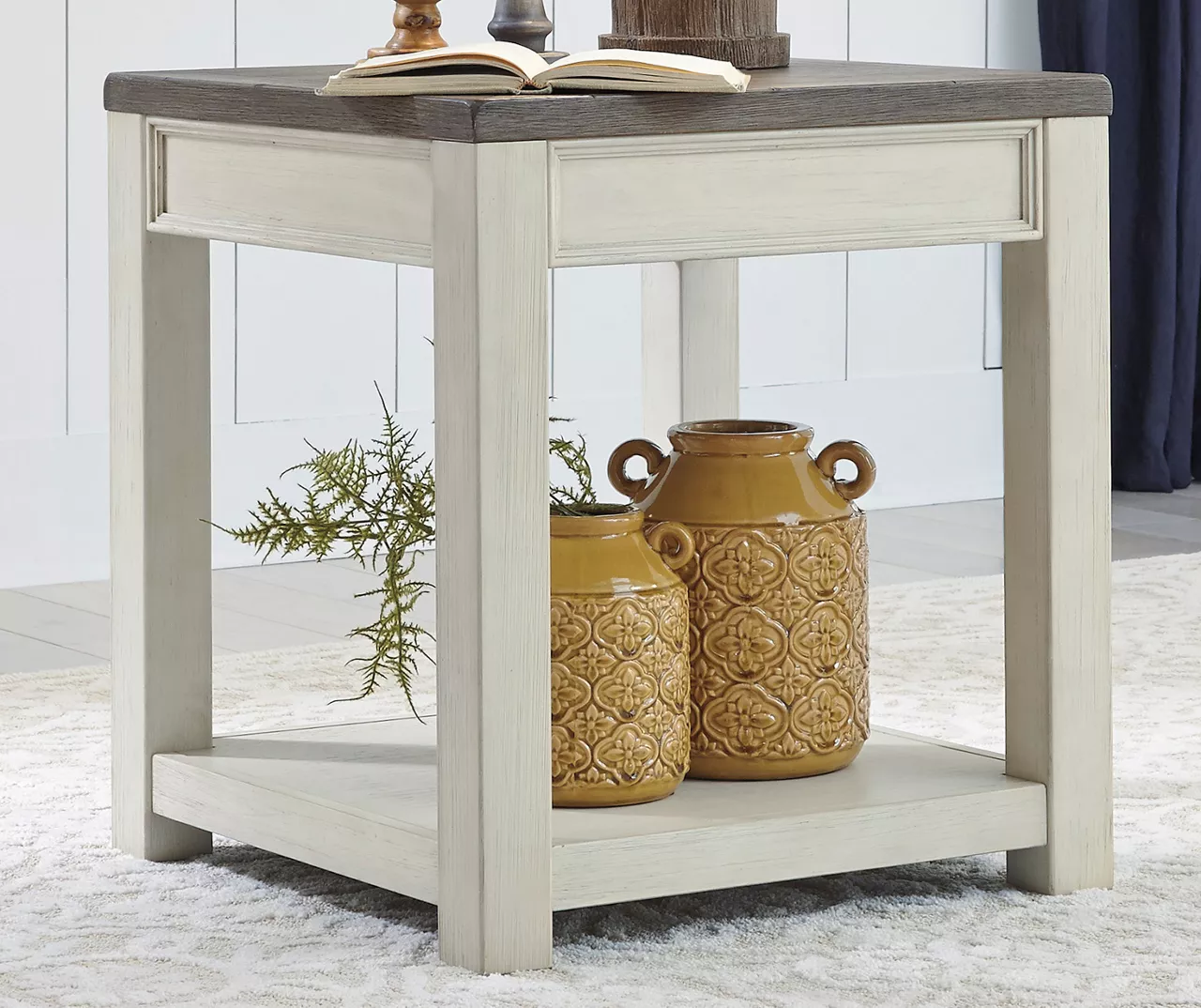 Bolangburg White & Brown Two-Tone End Table 4 Bolangburg White & Brown Two-Tone End Table - Image 2