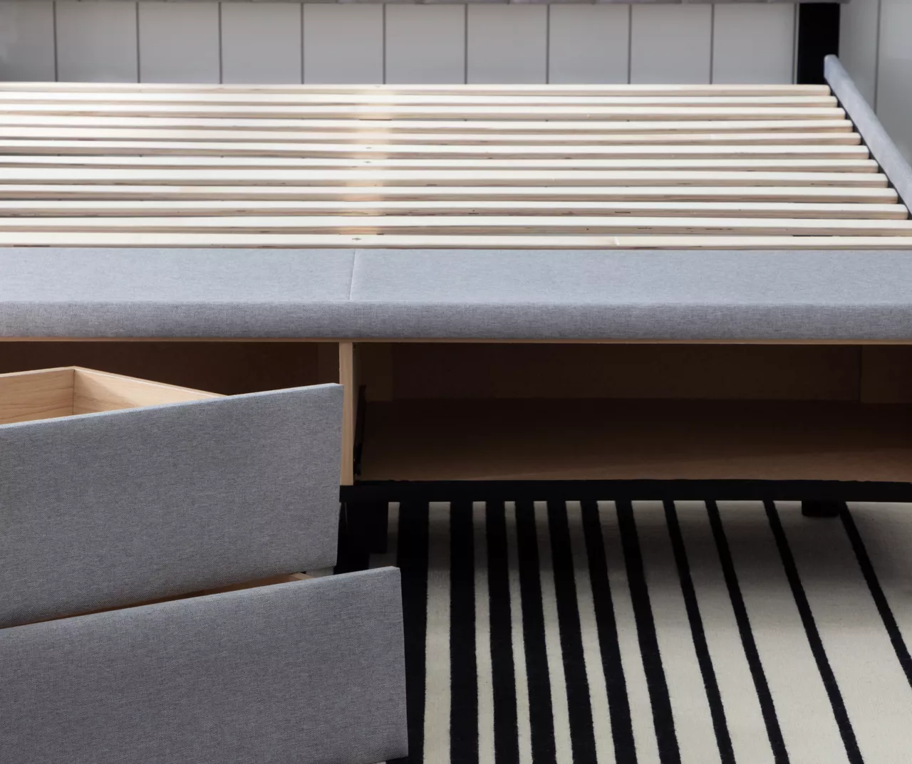 Brookside Anna Upholstered Storage Bed 6 Brookside Anna Upholstered Storage Bed - Image 4